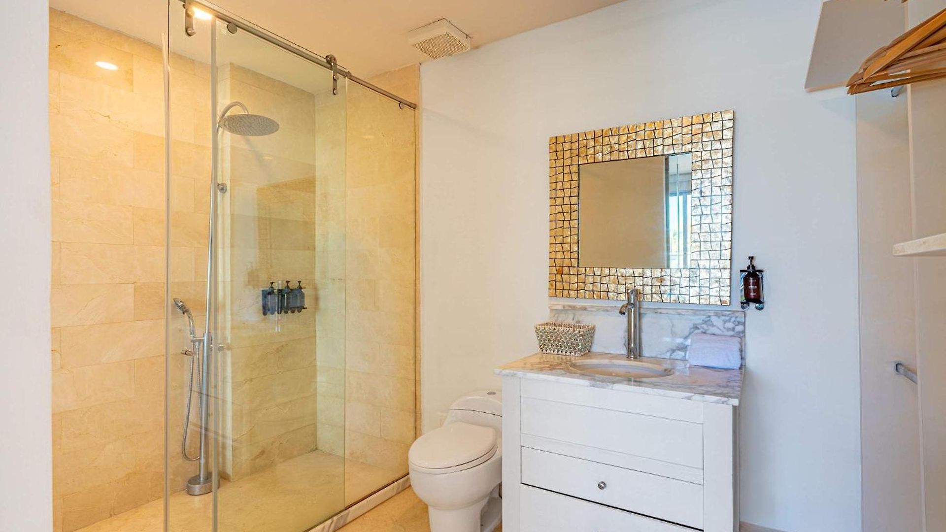 Luxury 4br With Private Pool In Morros Epic Cartagena
