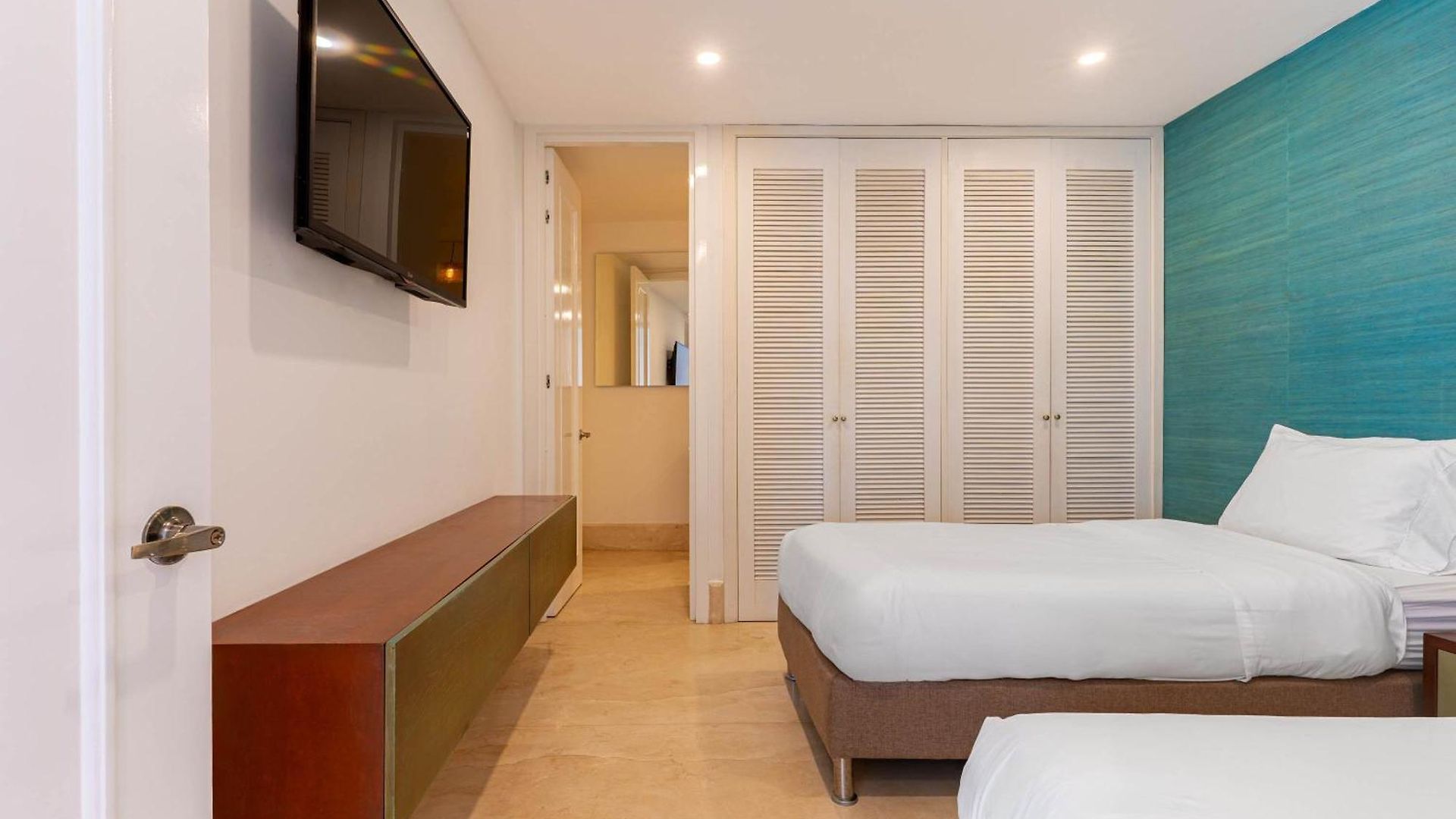 Luxury 4br With Private Pool In Morros Epic *