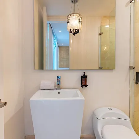 Luxury 4br With Private Pool In Morros Epic