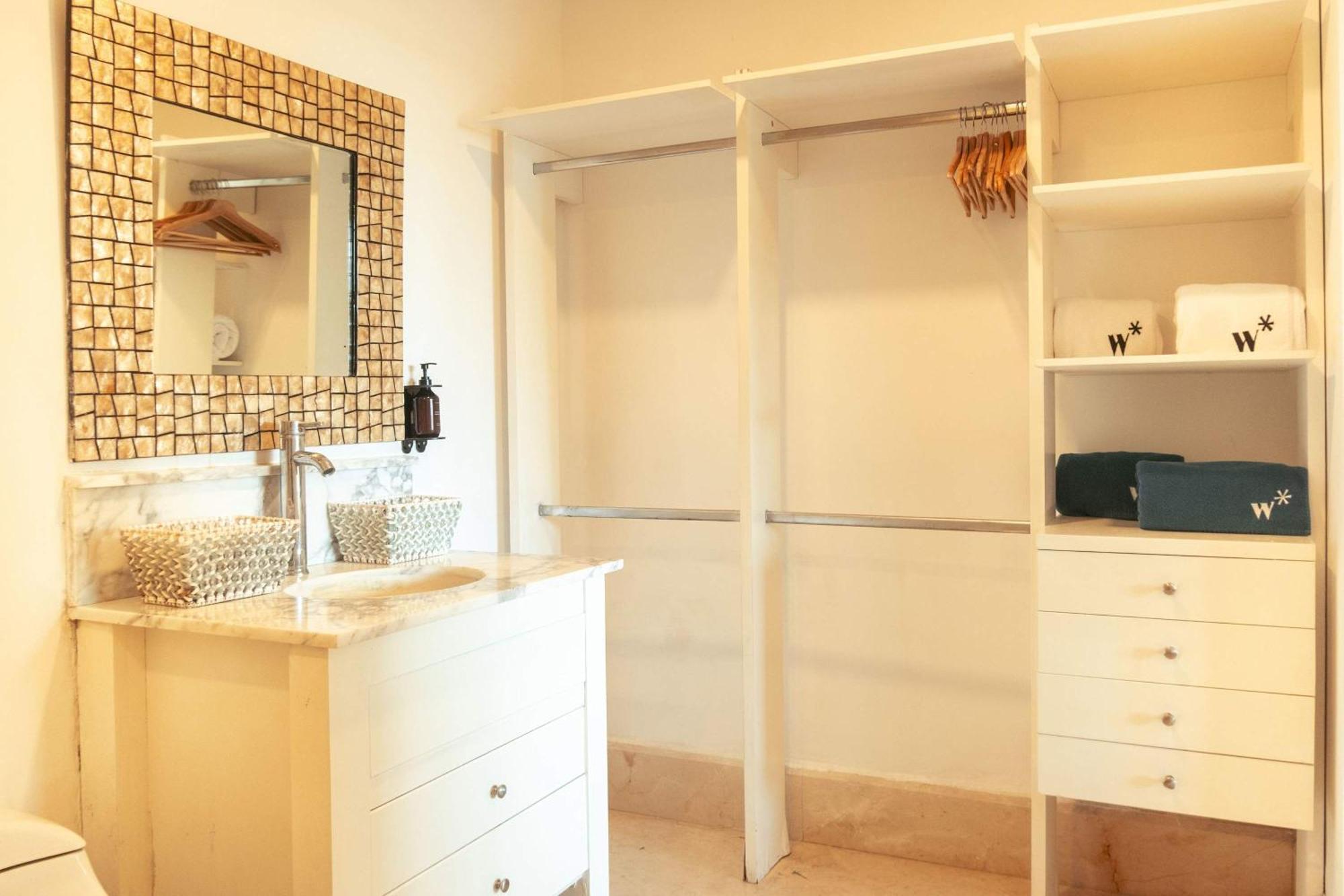 Luxury 4br With Private Pool In Morros Epic